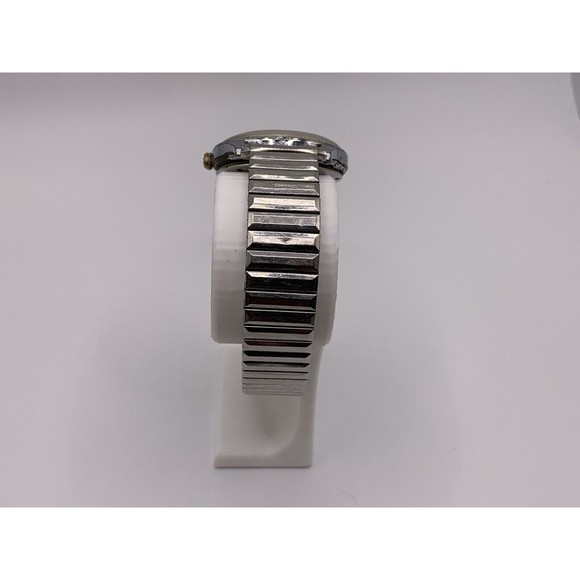 Vintage Waltham Incabloc 17 Jewels Red Second Hand For Parts Or Repair - Picture 5 of 16